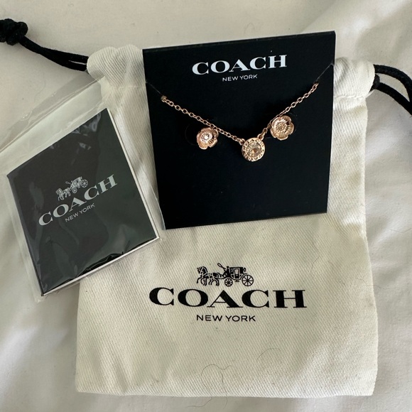 Coach flower Earrings and necklace set - Picture 1 of 3